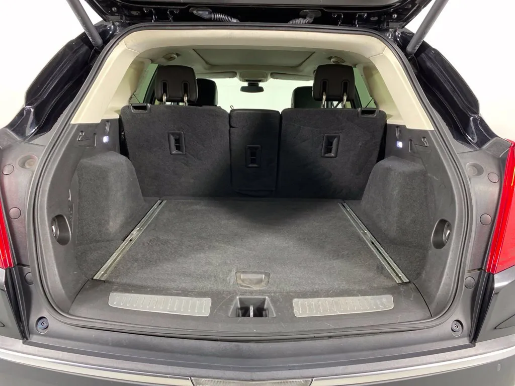 Cadillac XT5 photo 36