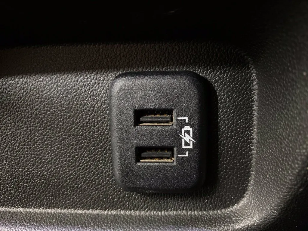Cadillac XT5 photo 35