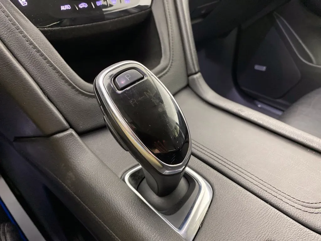 Cadillac XT5 photo 24