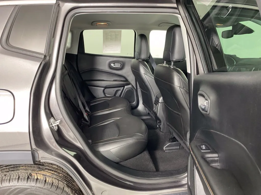Jeep Compass photo 47