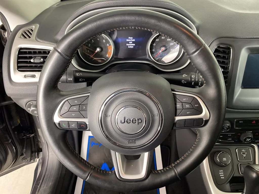 Jeep Compass photo 37