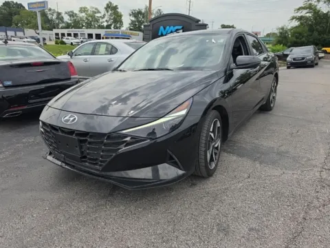 Photos of 2023 Hyundai Elantra Limited for sale in Blue Springs, MO at MAG Auto - Munsterman Automotive Group