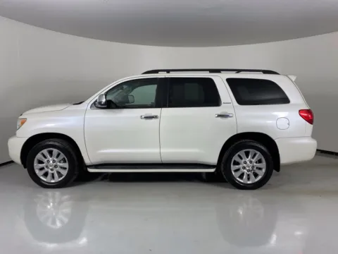 More photos of 2014 Toyota Sequoia Platinum at MAG Auto - Munsterman Automotive Group, MO