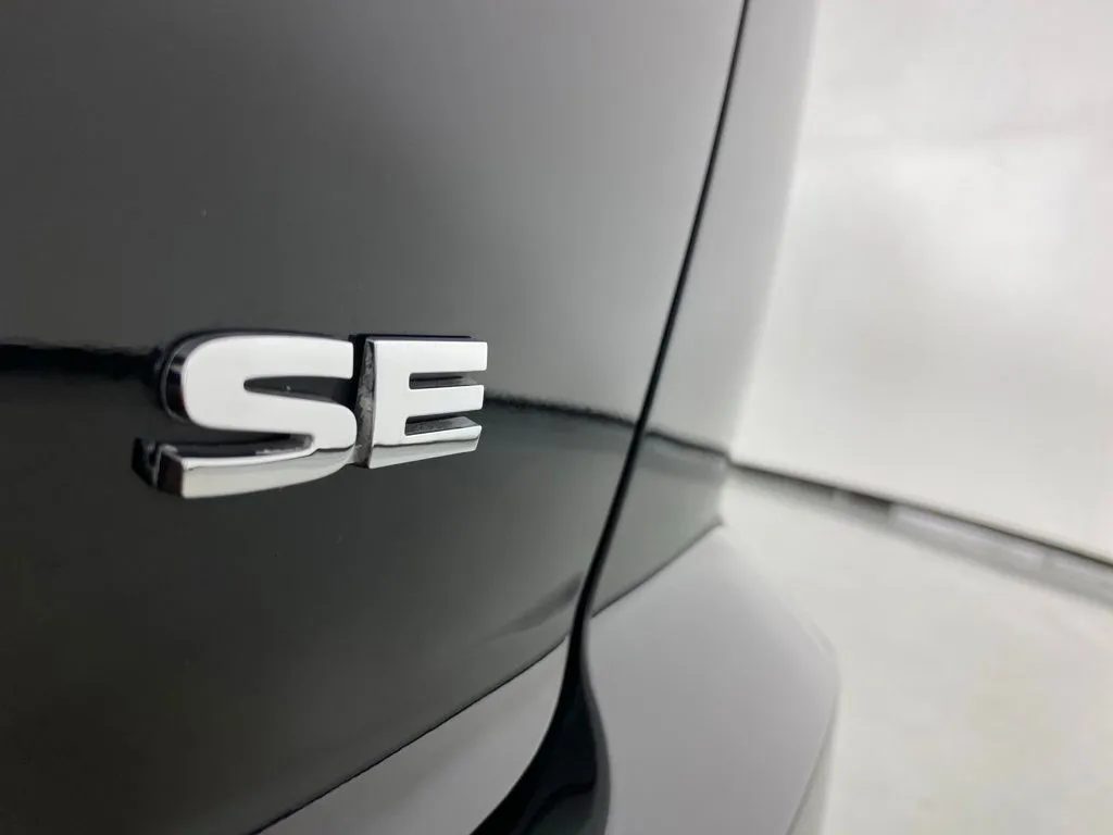 Mitsubishi Eclipse Cross photo 39