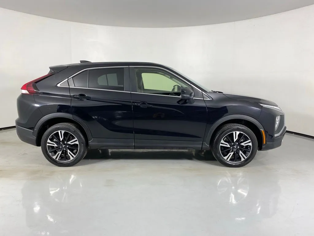 Mitsubishi Eclipse Cross photo 8