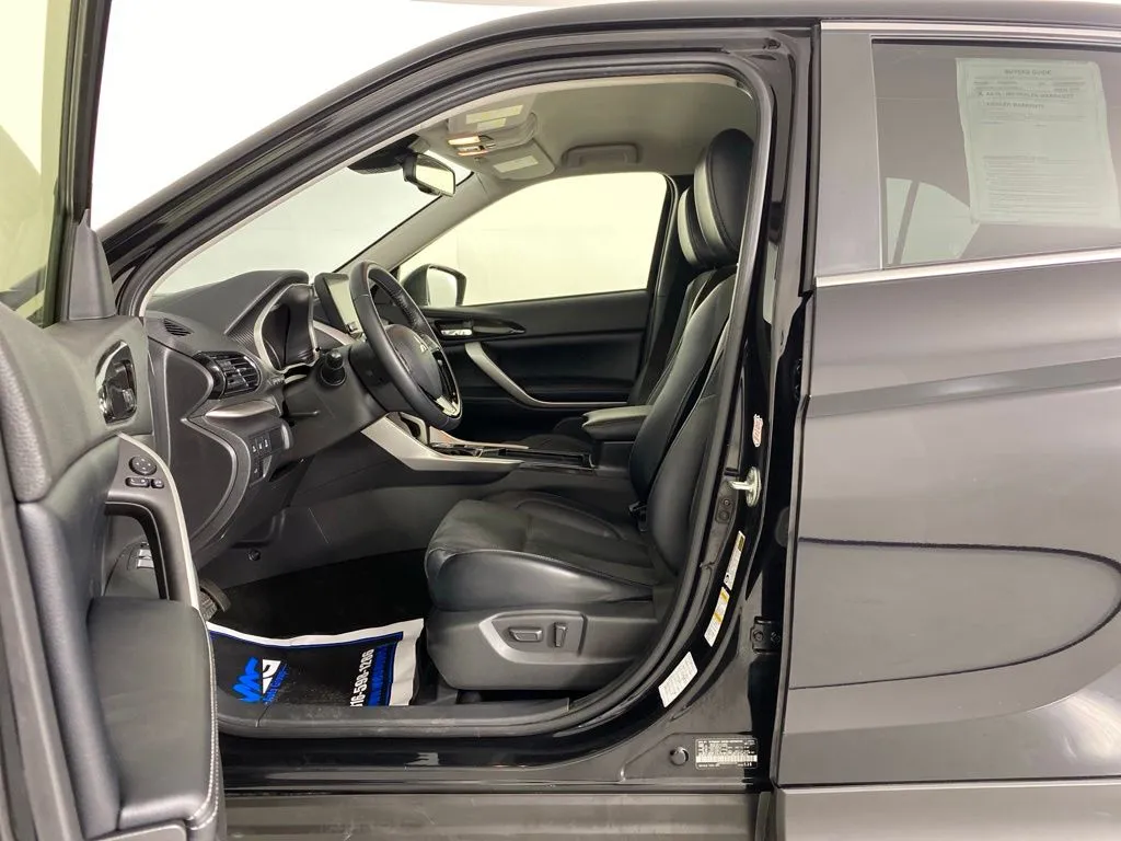 Mitsubishi Eclipse Cross photo 12
