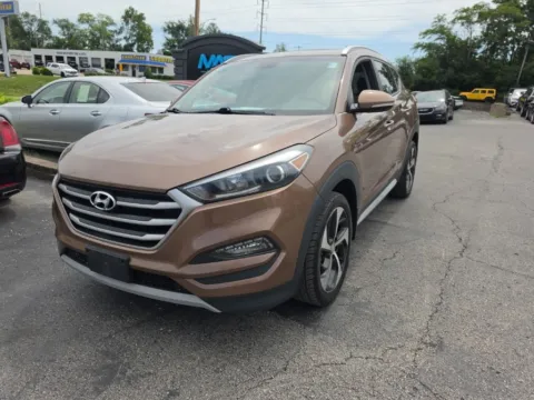 Photos of 2017 Hyundai Tucson Sport for sale in Blue Springs, MO at MAG Auto - Munsterman Automotive Group