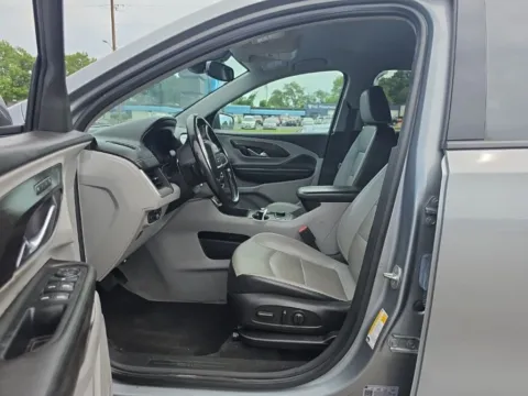 More photos of 2023 GMC Terrain SLT at MAG Auto - Munsterman Automotive Group, MO