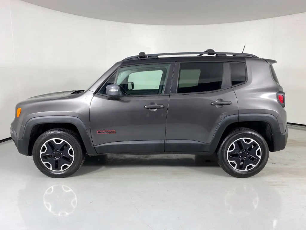 Jeep Renegade photo 4