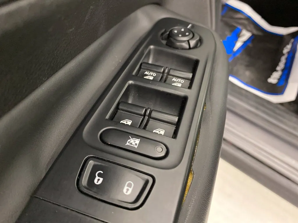 Jeep Renegade photo 15