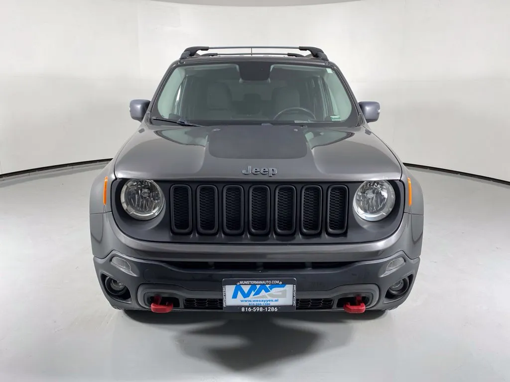 Jeep Renegade photo 2