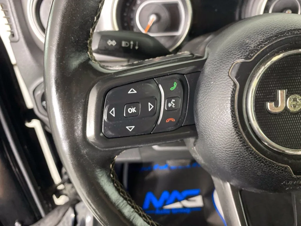 Jeep Wrangler photo 31
