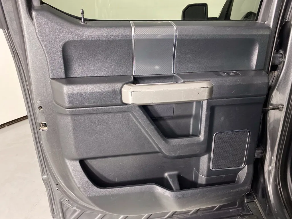Ford F-150 photo 37