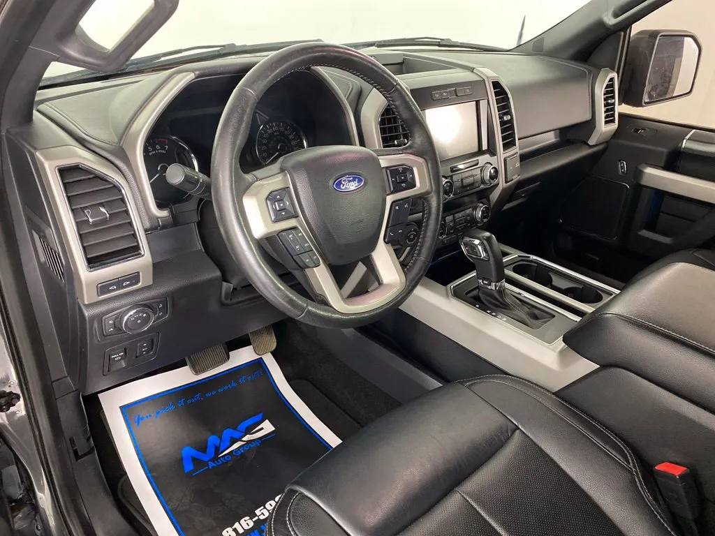 Ford F-150 photo 12