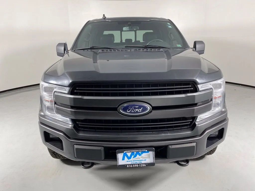 Ford F-150 photo 2