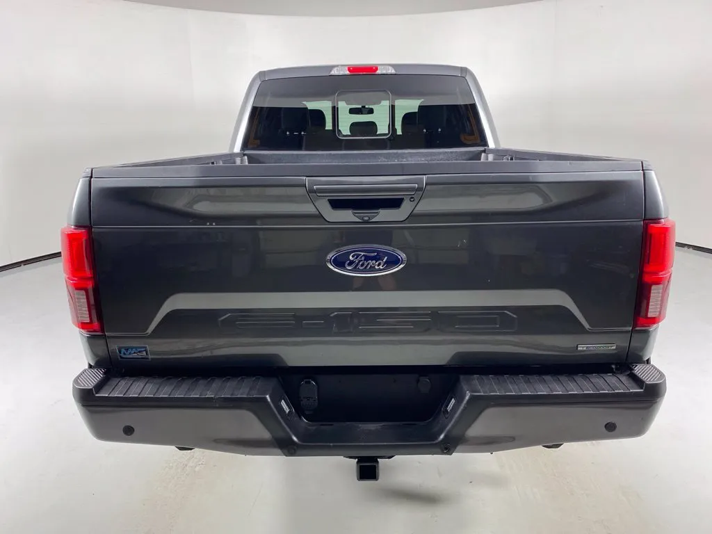 Ford F-150 photo 6