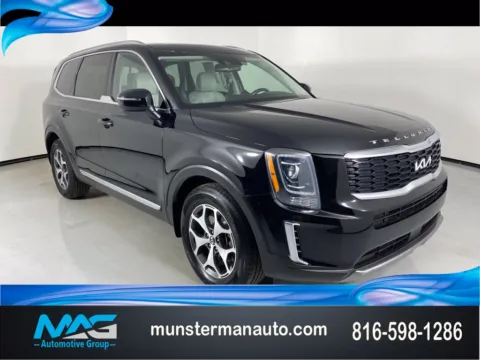 Black 2022 Kia Telluride EX for sale in Blue Springs, MO