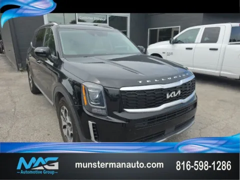 Black 2022 Kia Telluride EX for sale in Blue Springs, MO