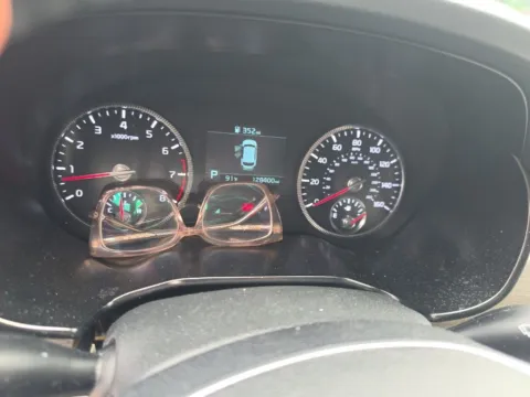 More photos of 2022 Kia Telluride EX at MAG Auto - Munsterman Automotive Group, MO