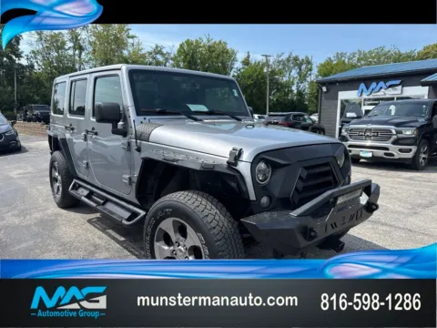 Silver 2018 Jeep Wrangler JK Unlimited Sahara for sale in Blue Springs, MO