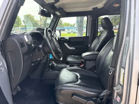 More photos of 2018 Jeep Wrangler JK Unlimited Sahara at MAG Auto - Munsterman Automotive Group, MO