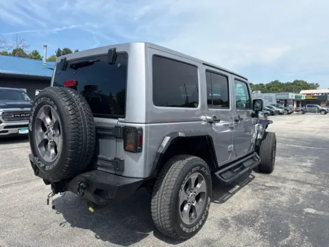 More photos of 2018 Jeep Wrangler JK Unlimited Sahara at MAG Auto - Munsterman Automotive Group, MO