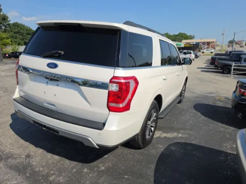 More photos of 2019 Ford Expedition XLT at MAG Auto - Munsterman Automotive Group, MO