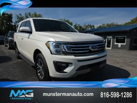 White 2019 Ford Expedition XLT for sale in Blue Springs, MO