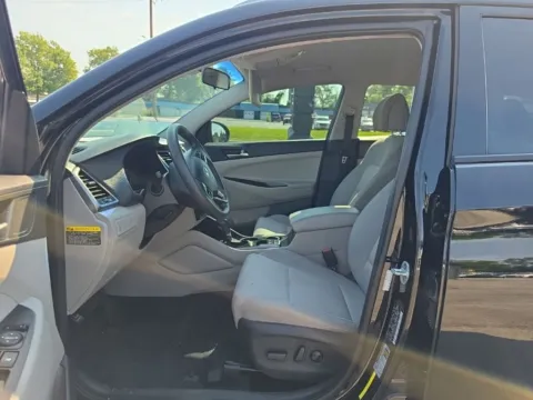More photos of 2018 Hyundai Tucson SEL at MAG Auto - Munsterman Automotive Group, MO
