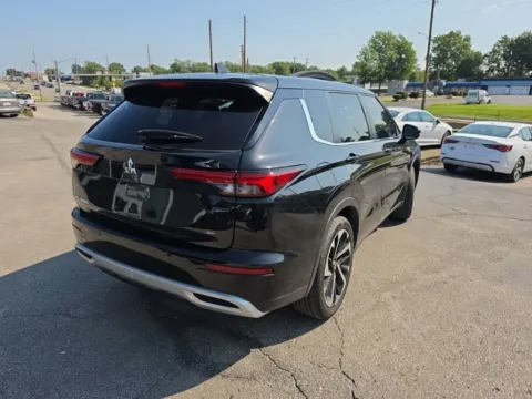 More photos of 2023 Mitsubishi Outlander SE at MAG Auto - Munsterman Automotive Group, MO
