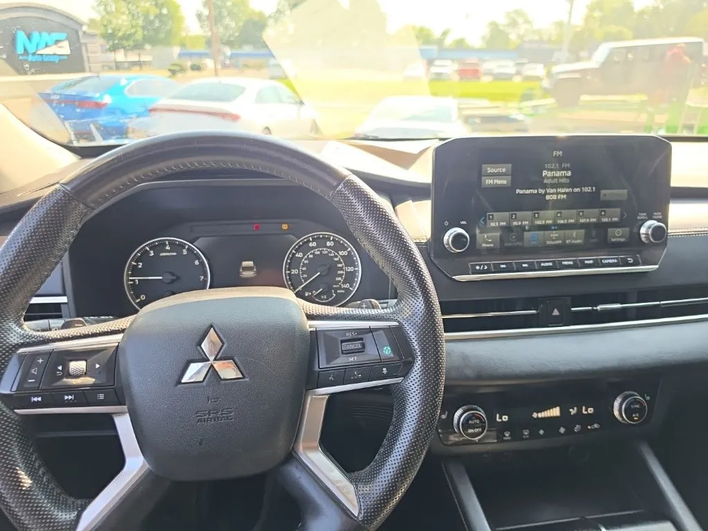 Mitsubishi Outlander photo 6