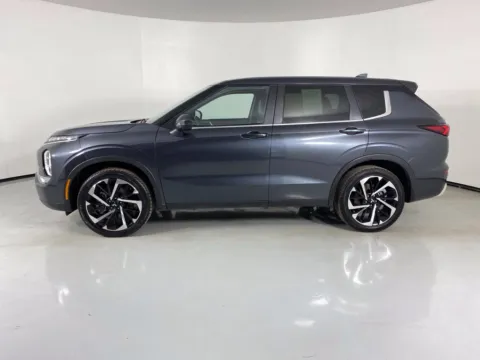 More photos of 2024 Mitsubishi Outlander SE at MAG Auto - Munsterman Automotive Group, MO