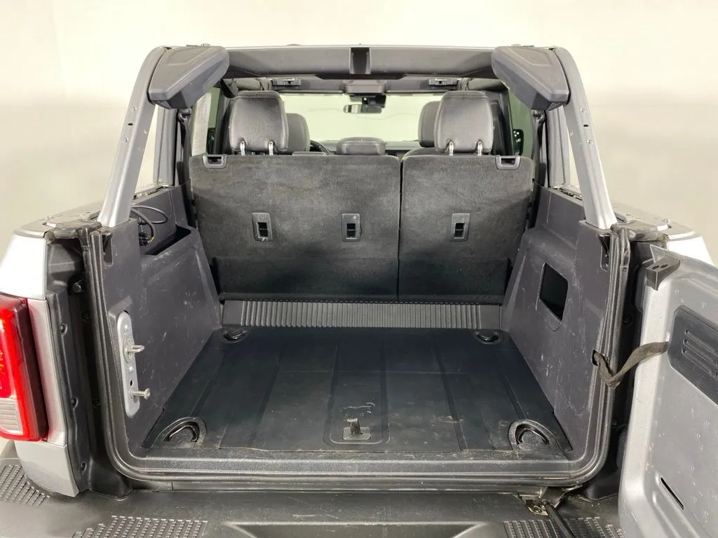 Ford Bronco photo 37