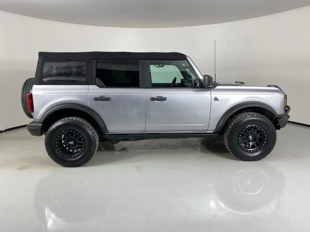 Ford Bronco photo 50