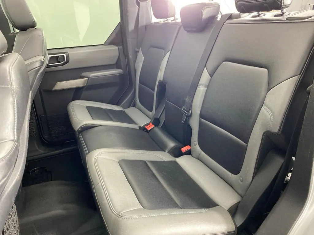 Ford Bronco photo 36