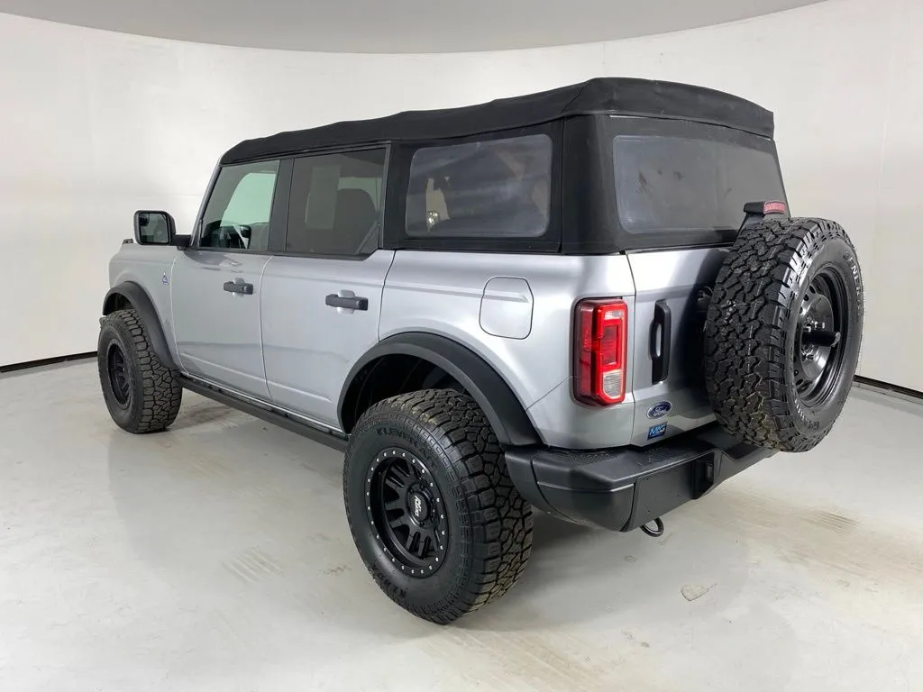 Ford Bronco photo 47