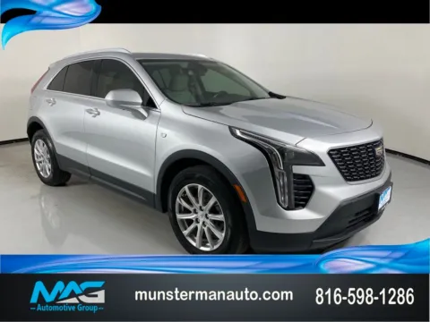 Silver 2019 Cadillac XT4 Luxury for sale in Blue Springs, MO