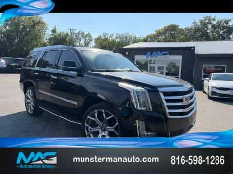 Black 2017 Cadillac Escalade Luxury for sale in Blue Springs, MO