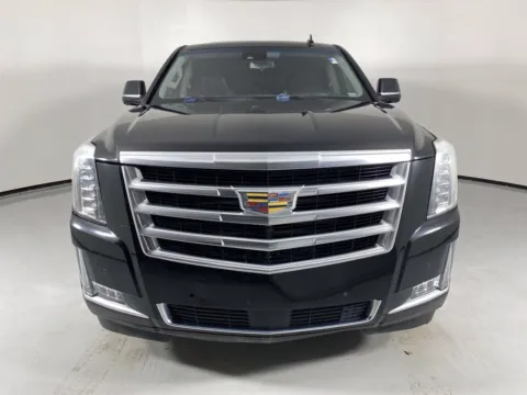 Photos of 2017 Cadillac Escalade Luxury for sale in Blue Springs, MO at MAG Auto - Munsterman Automotive Group