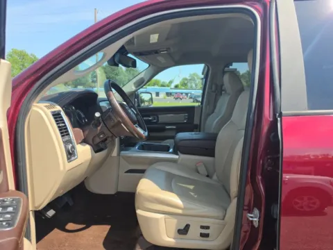 More photos of 2017 Ram 1500 Laramie at MAG Auto - Munsterman Automotive Group, MO