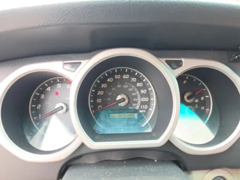 More photos of 2005 Toyota 4Runner Limited at MAG Auto - Munsterman Automotive Group, MO