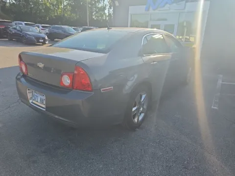 More photos of 2009 Chevrolet Malibu LS at MAG Auto - Munsterman Automotive Group, MO
