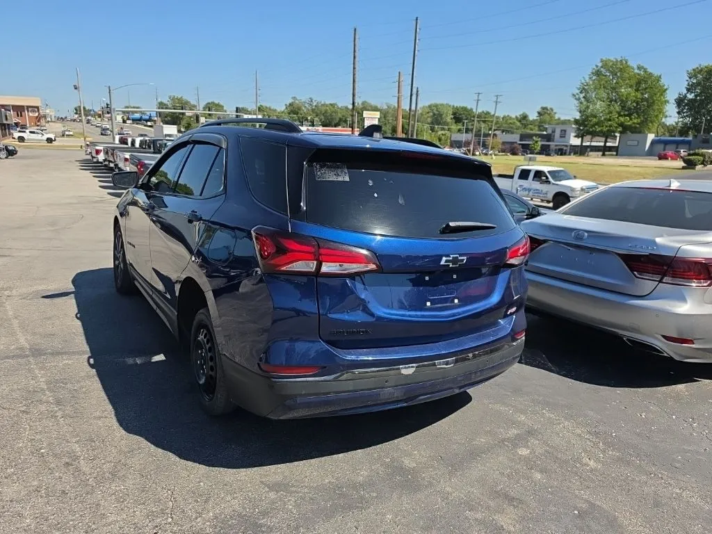 Chevrolet Equinox photo 3