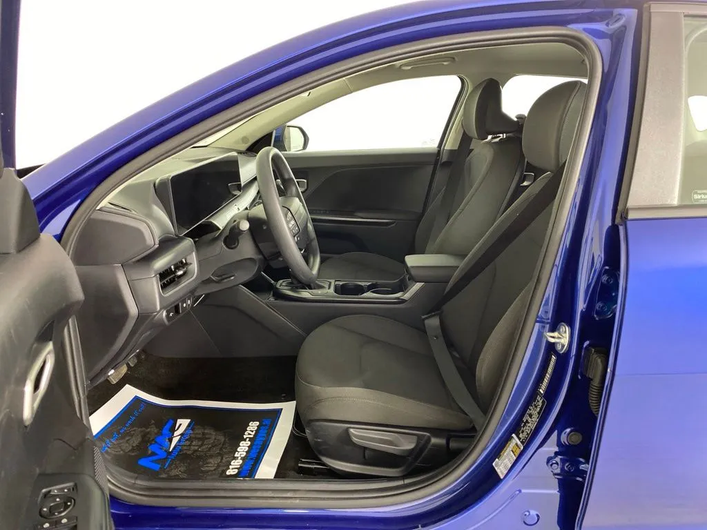 Kia K4 photo 13