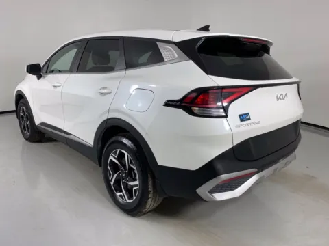 More photos of 2023 Kia Sportage LX at MAG Auto - Munsterman Automotive Group, MO