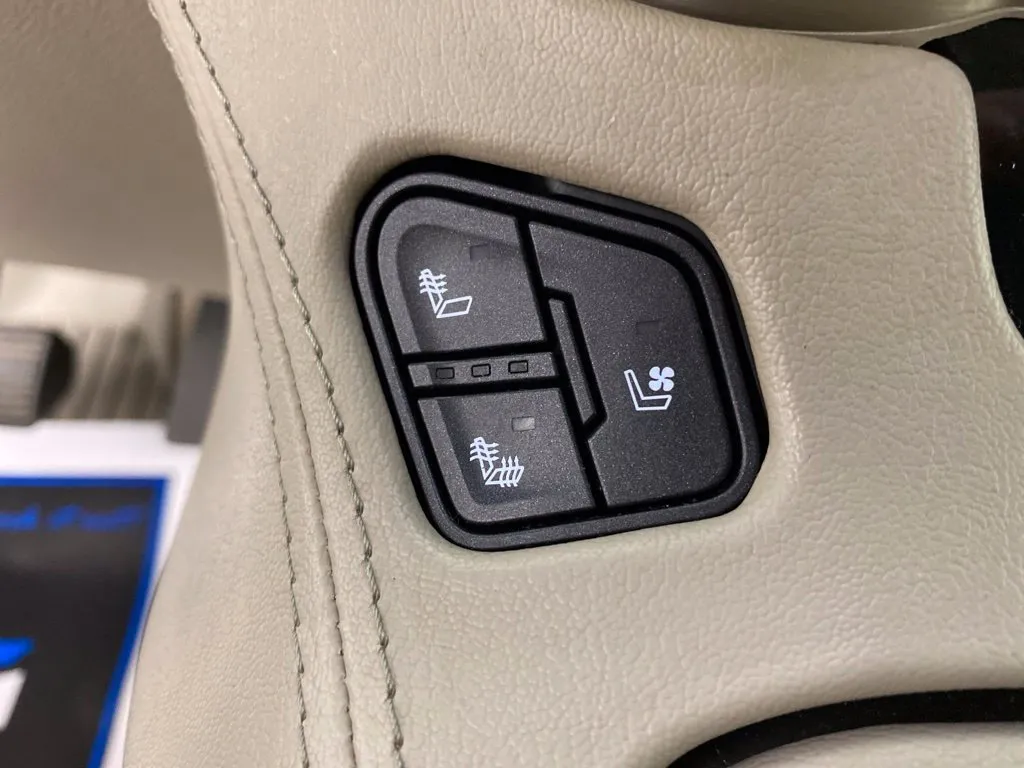 GMC Yukon photo 27