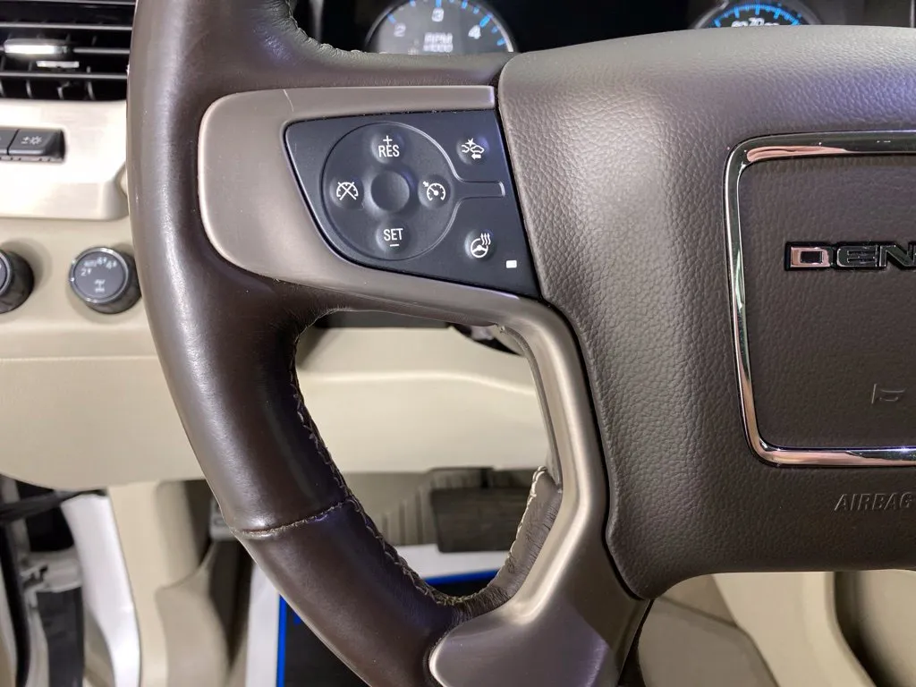 GMC Yukon photo 33