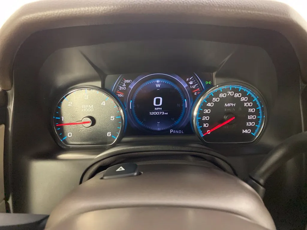 GMC Yukon photo 36