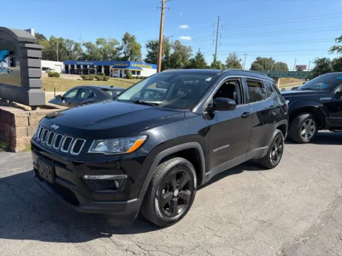 Photos of 2017 Jeep New Compass Latitude for sale in Blue Springs, MO at MAG Auto - Munsterman Automotive Group