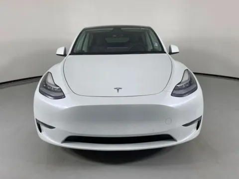 Photos of 2021 Tesla Model Y Long Range for sale in Blue Springs, MO at MAG Auto - Munsterman Automotive Group